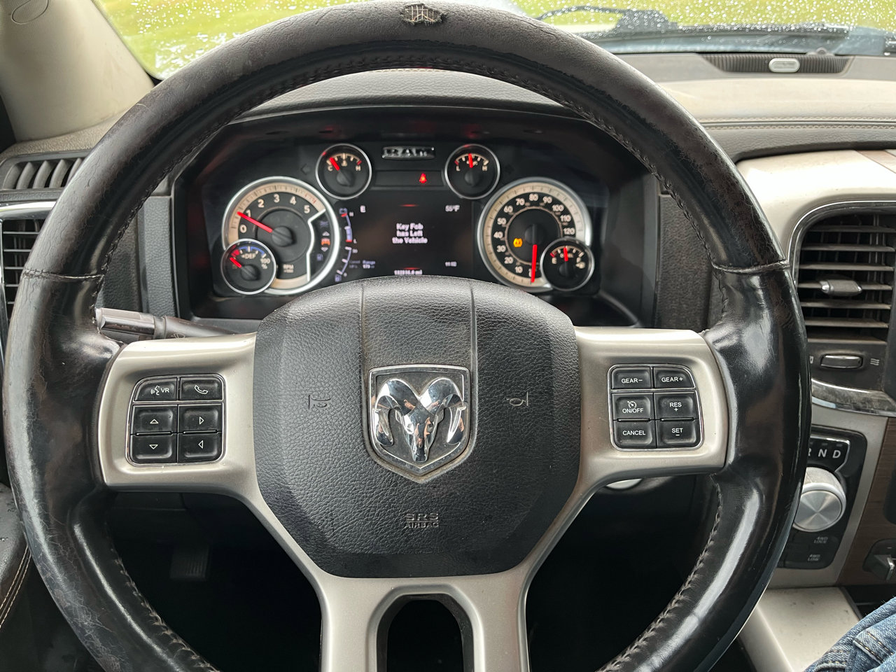 Used 2014 RAM 1500 Laramie w/ Convenience Group image 16