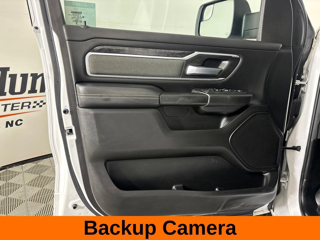 Used 2023 RAM 1500 Big Horn AWD/4WD image 9