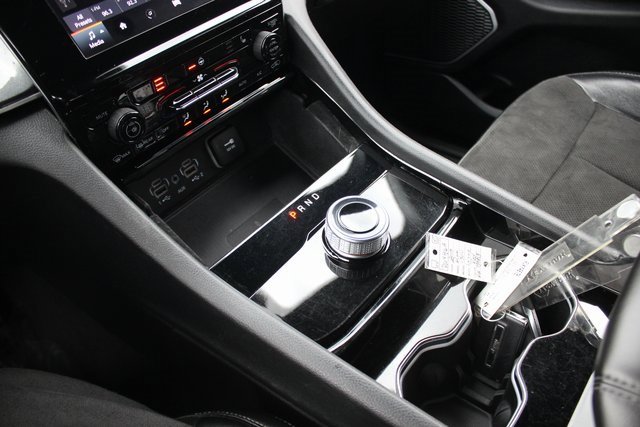 Used 2021 Jeep Grand Cherokee L Laredo image 11