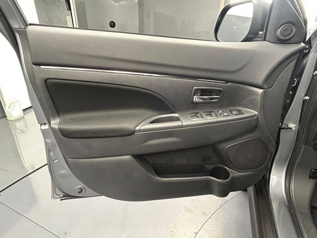 New 2025 Mitsubishi Outlander Sport AWD image 16