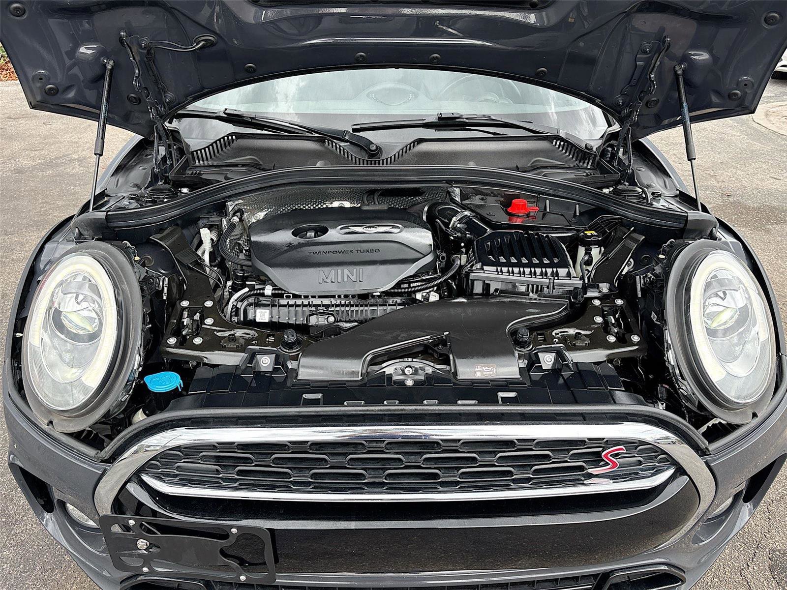 Used 2017 MINI Cooper Clubman S image 29