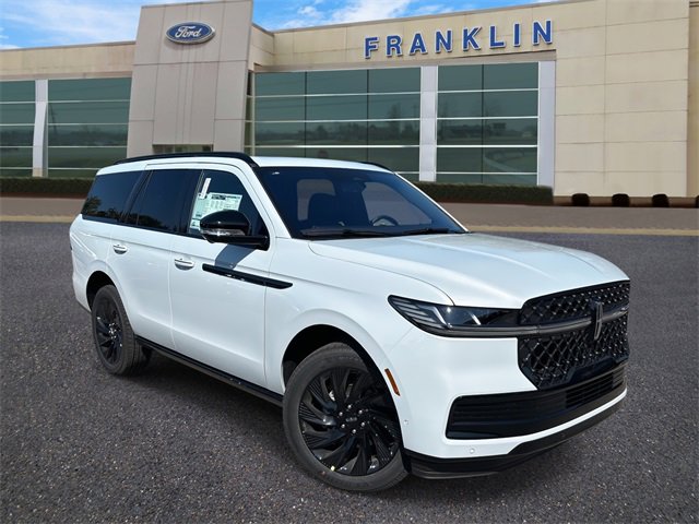 New 2025 Lincoln Navigator Reserve w/ Jet Appearance Package