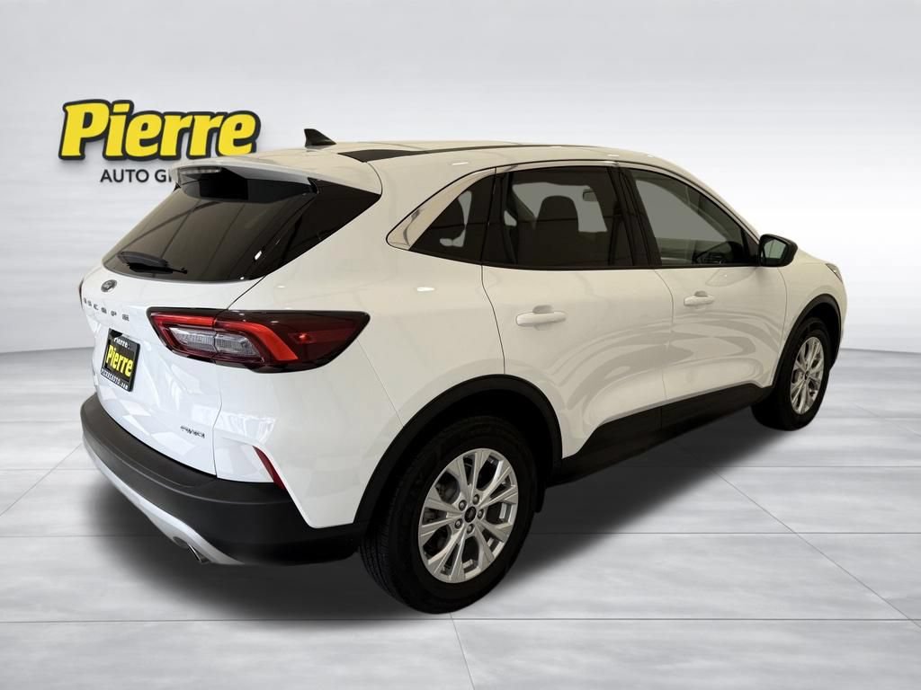 Used 2024 Ford Escape Active AWD/4WD image 6