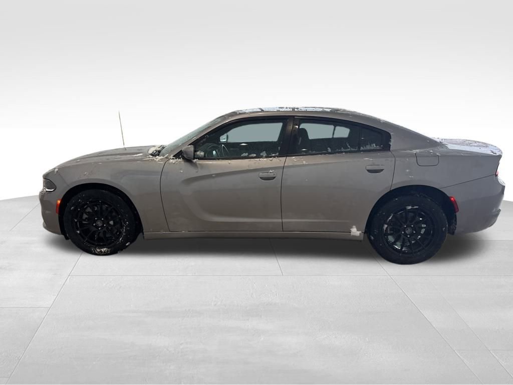 Used 2016 Dodge Charger SXT w/ Driver Confidence Group image 2