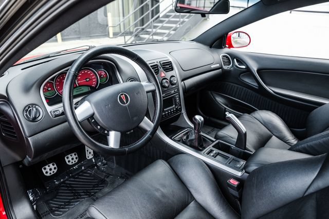 Used 2005 Pontiac GTO RWD image 2