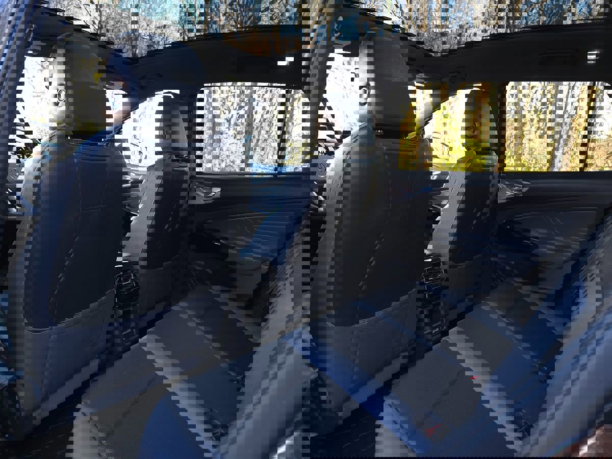 Used 2023 Volkswagen ID.4 Pro S image 14