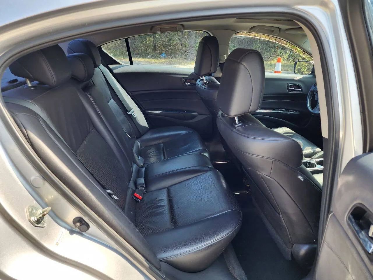 Used 2013 Acura ILX w/ Technology Package image 19