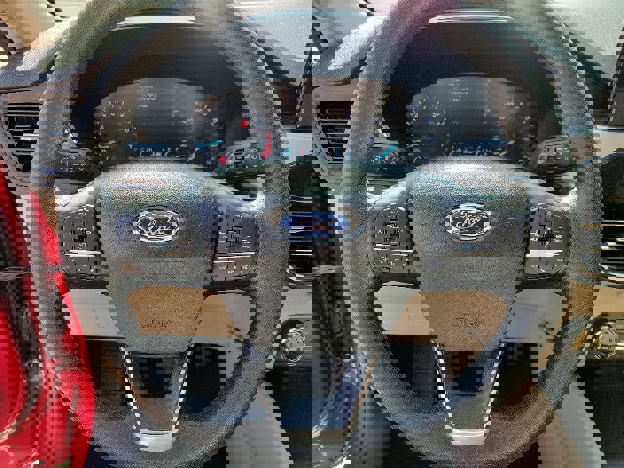 Used 2020 Ford Escape SE image 18