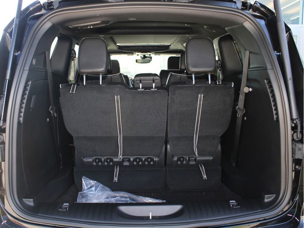 New 2026 Chrysler Pacifica Limited w/ S Appearance Package image 32