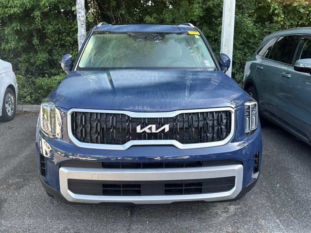Used 2025 Kia Telluride EX FWD image 2
