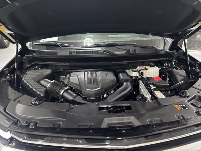 Used 2025 Chevrolet Traverse High Country w/ LPO, Floor Liner Package AWD/4WD image 37