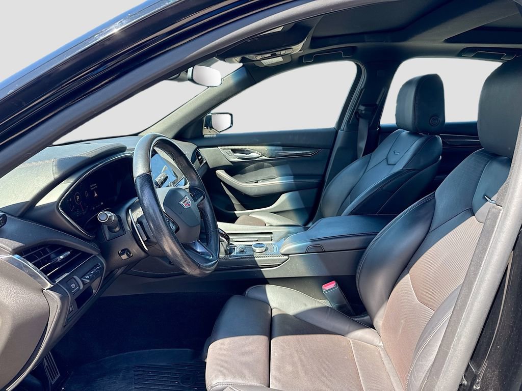 Used 2024 Cadillac CT5 Sport w/ Climate Package image 10