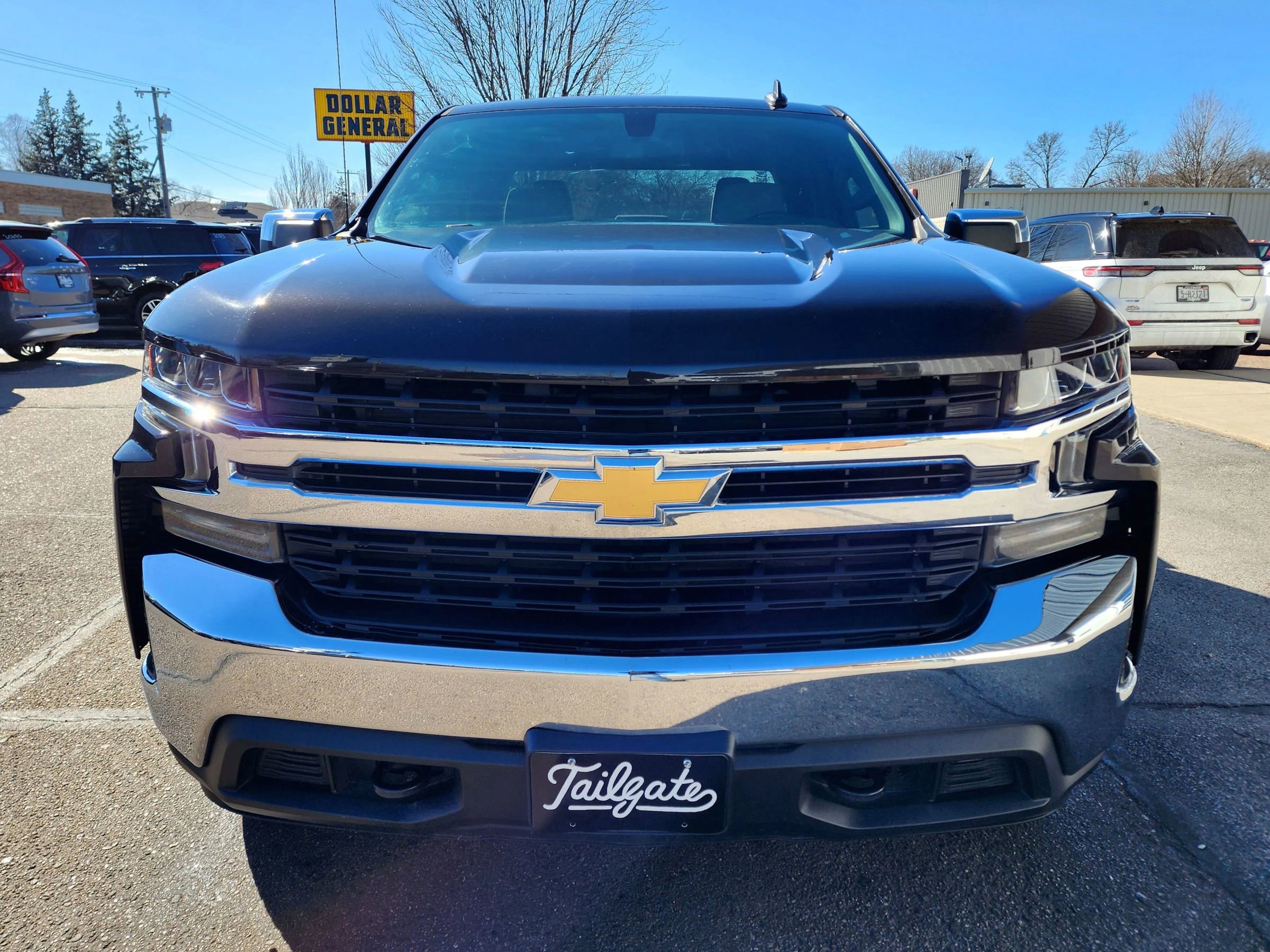 Used 2019 Chevrolet Silverado 1500 LT w/ All-Star Edition AWD/4WD image 3
