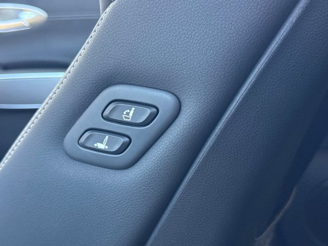 Used 2026 Genesis GV70 2.5T Select AWD/4WD image 15