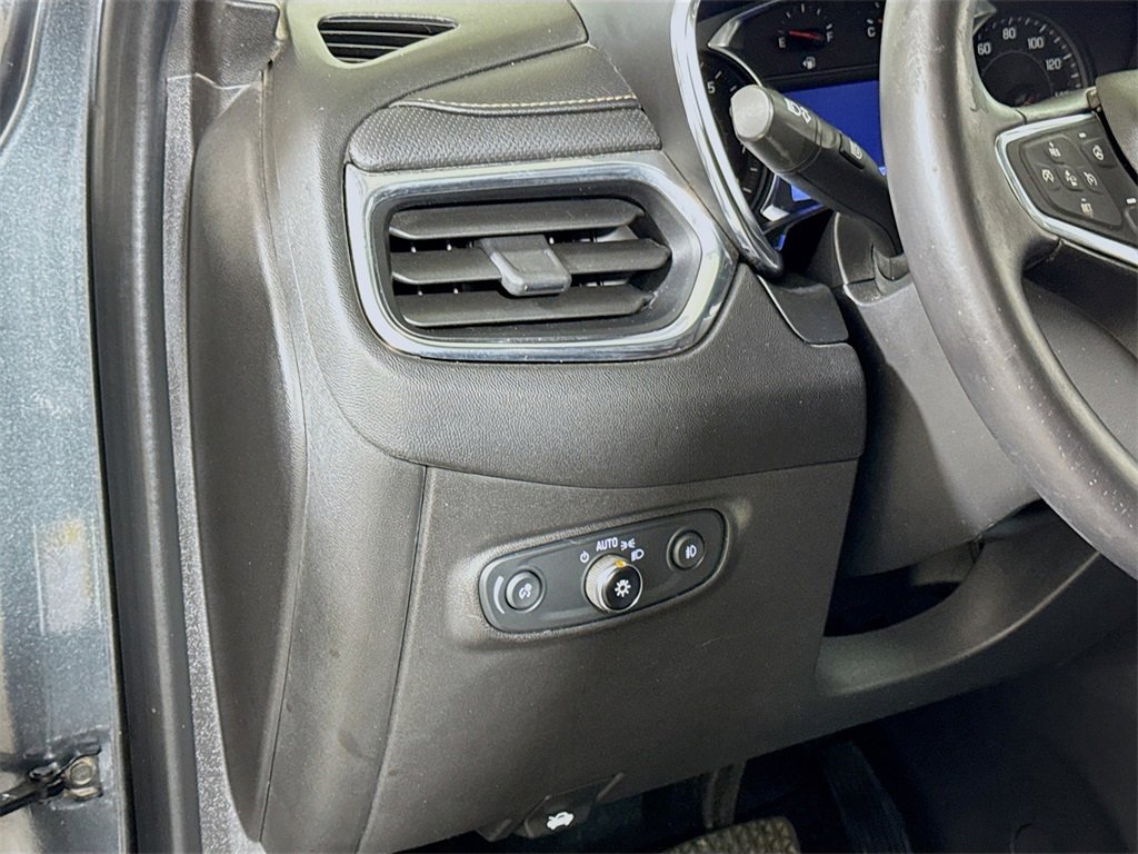 Used 2020 Chevrolet Equinox Premier image 8