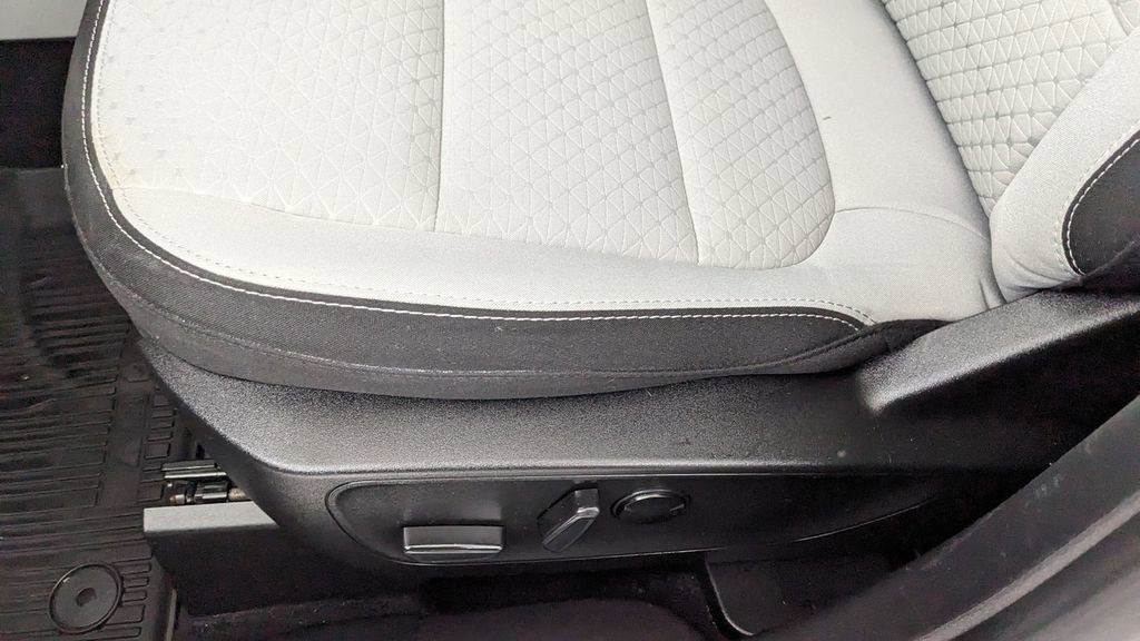 Certified 2023 Ford Escape Active image 28