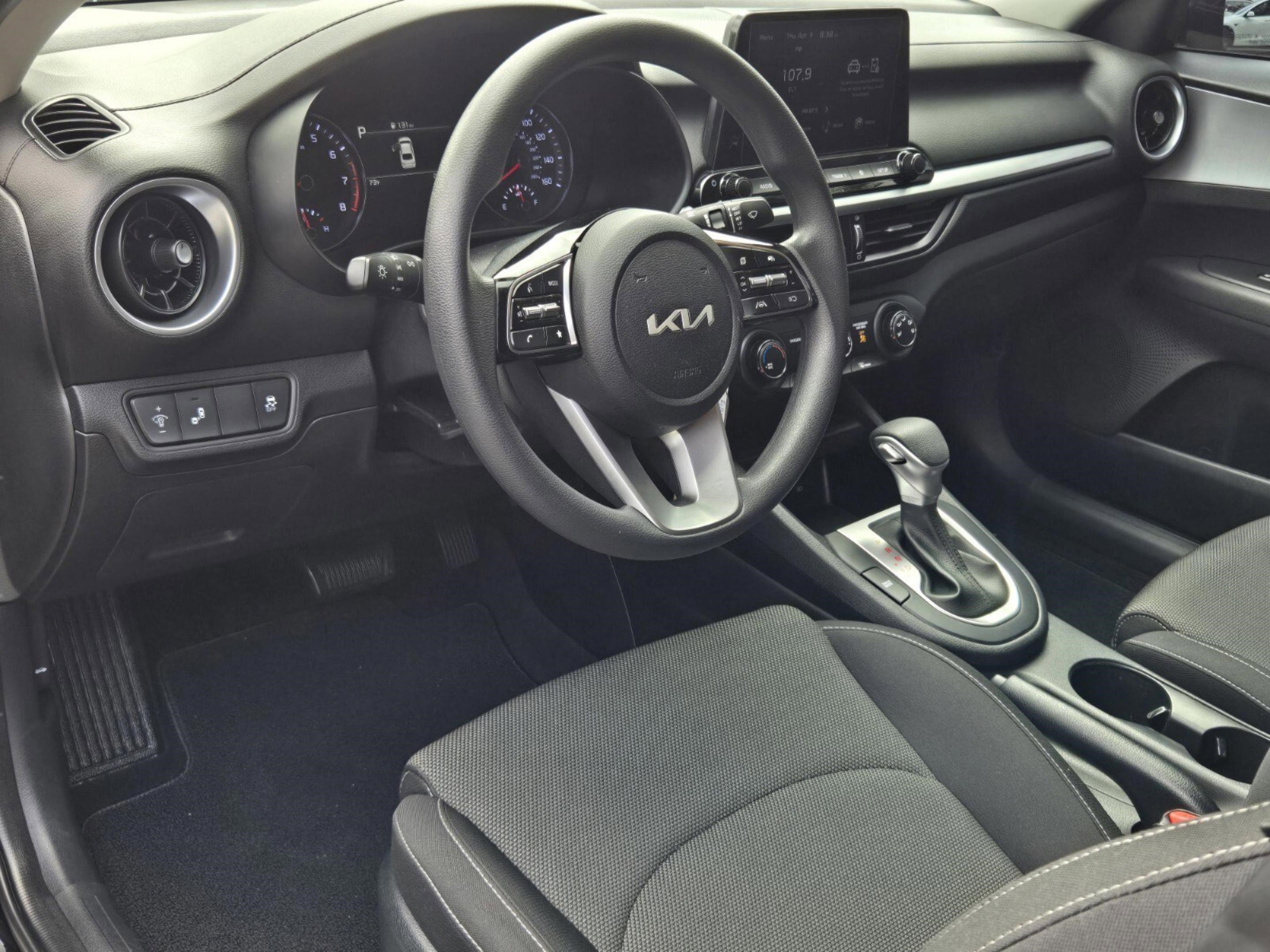 Used 2024 Kia Forte LXS w/ LXS Technology Package image 19