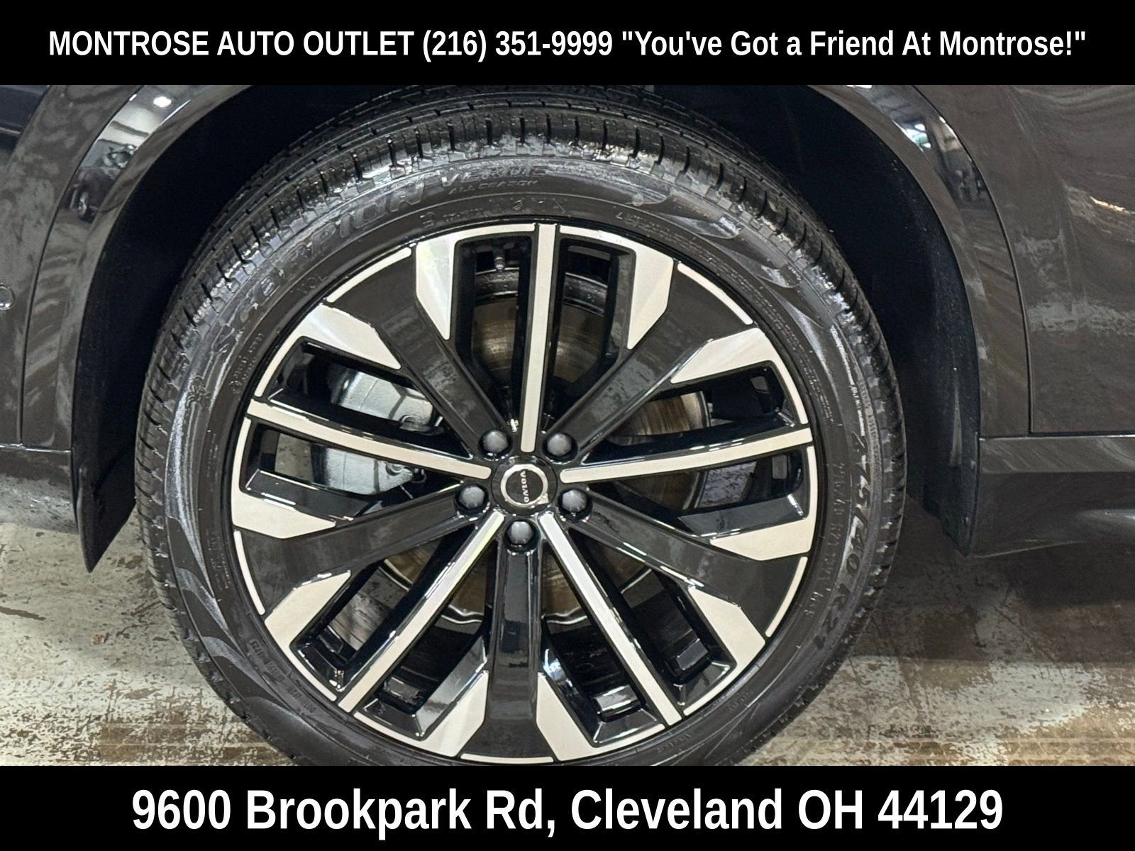 New 2026 Volvo XC90 B6 Ultra w/ Protection Package image 50