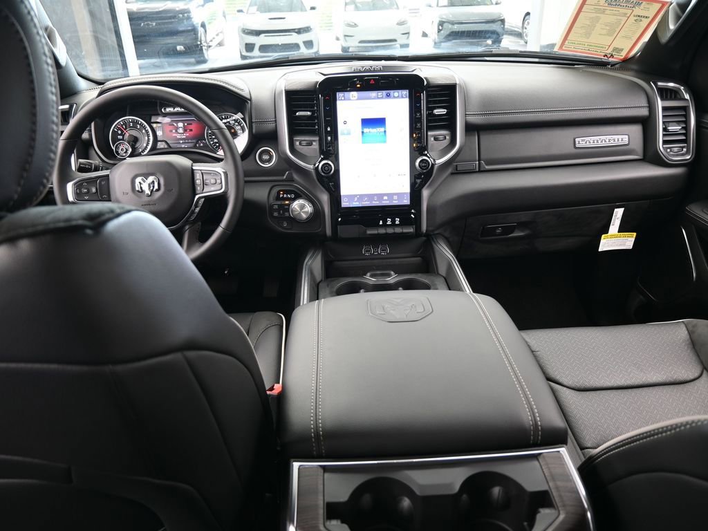 Used 2025 RAM 1500 Laramie image 38