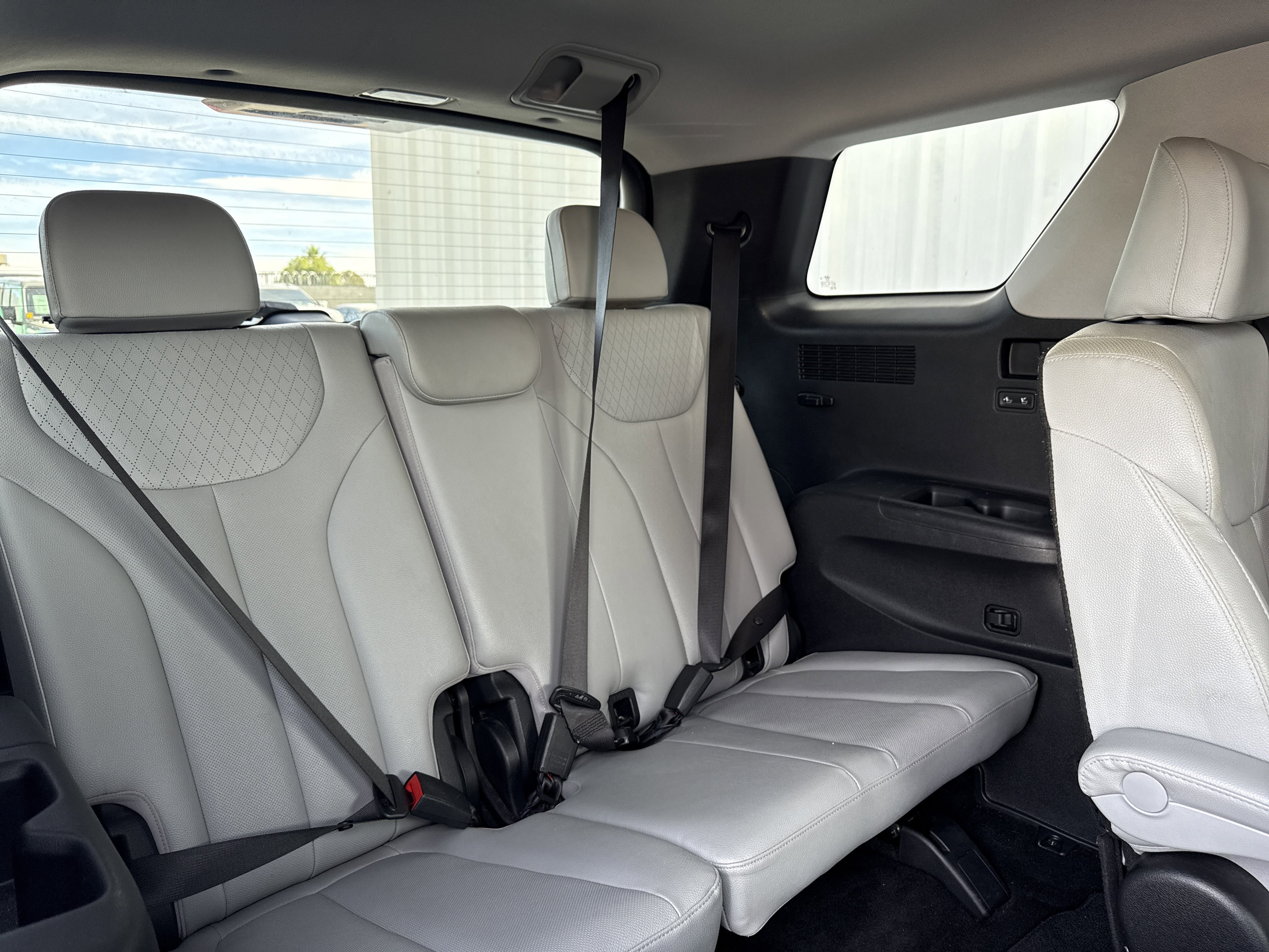 Used 2020 Hyundai Palisade SEL w/ Premium Package image 46