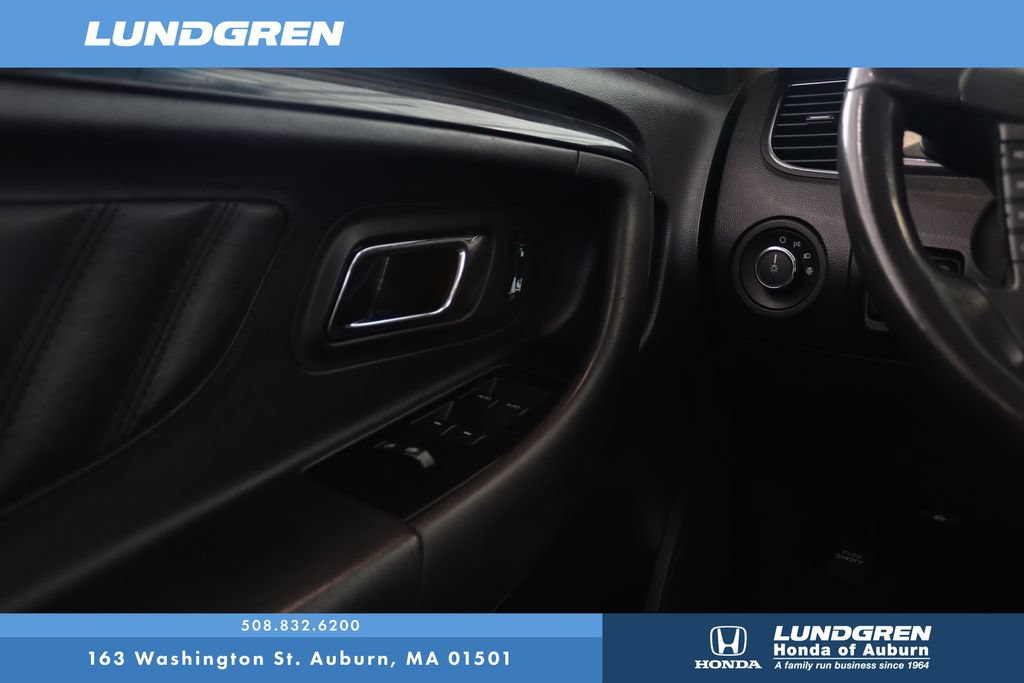 Used 2011 Ford Taurus Limited w/ 302A Rapid Spec Order Code FWD image 25