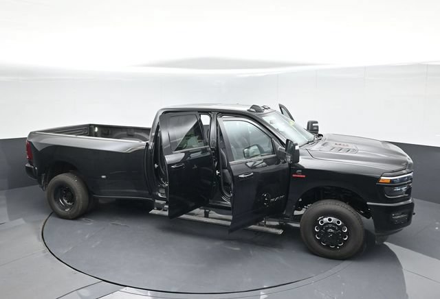 New 2026 RAM 3500 Laramie AWD/4WD image 60
