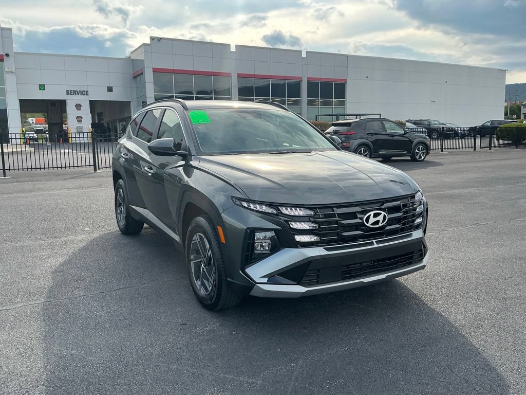 Certified 2025 Hyundai Tucson Blue AWD/4WD image 3