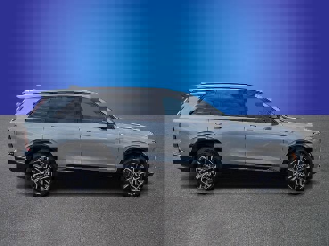 New 2026 Cadillac Vistiq Sport w/ LPO, Floor Liner Package image 6