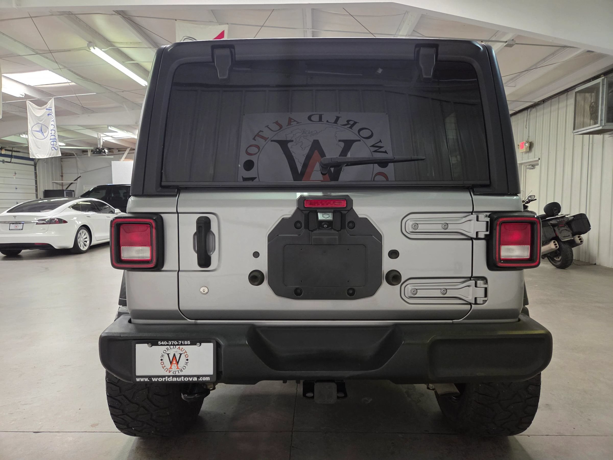 Used 2019 Jeep Wrangler Unlimited Sport S AWD/4WD image 6