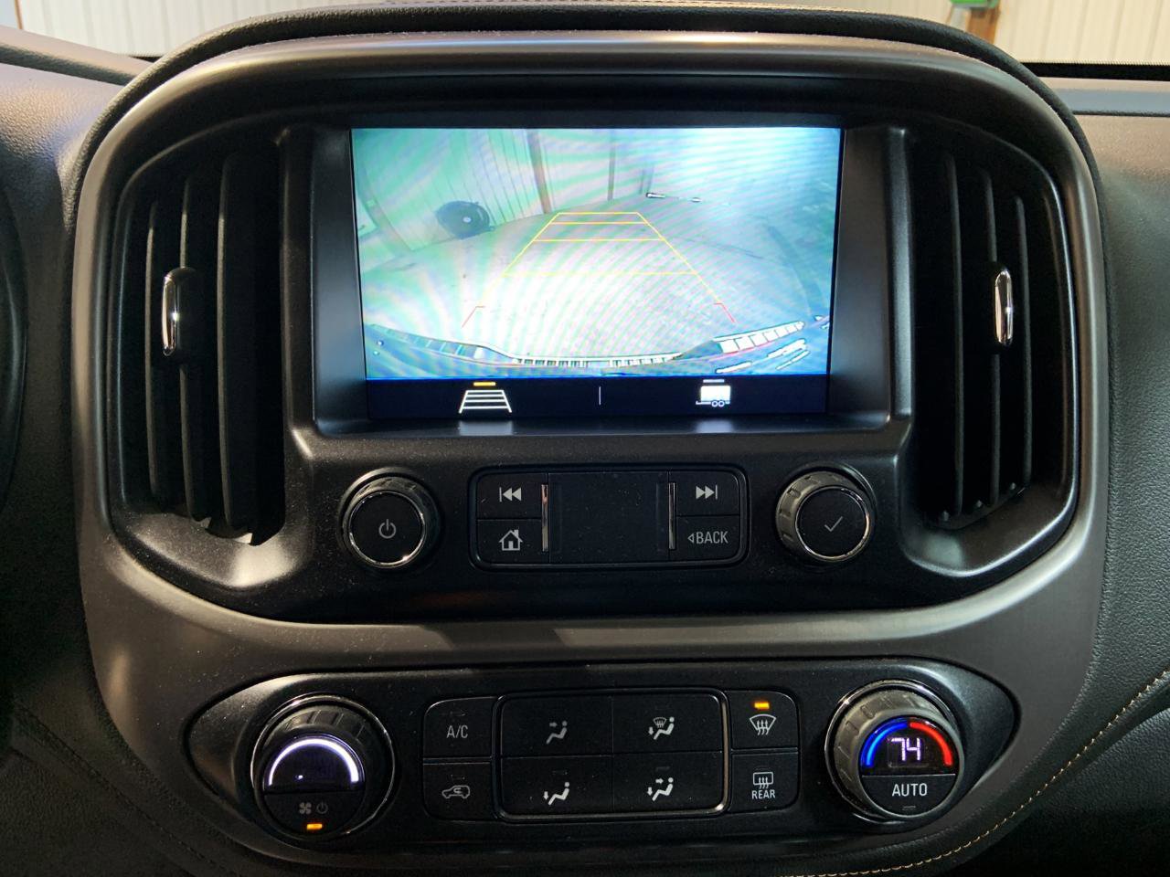 Used 2021 GMC Canyon AT4 w/ Trailering Package image 17