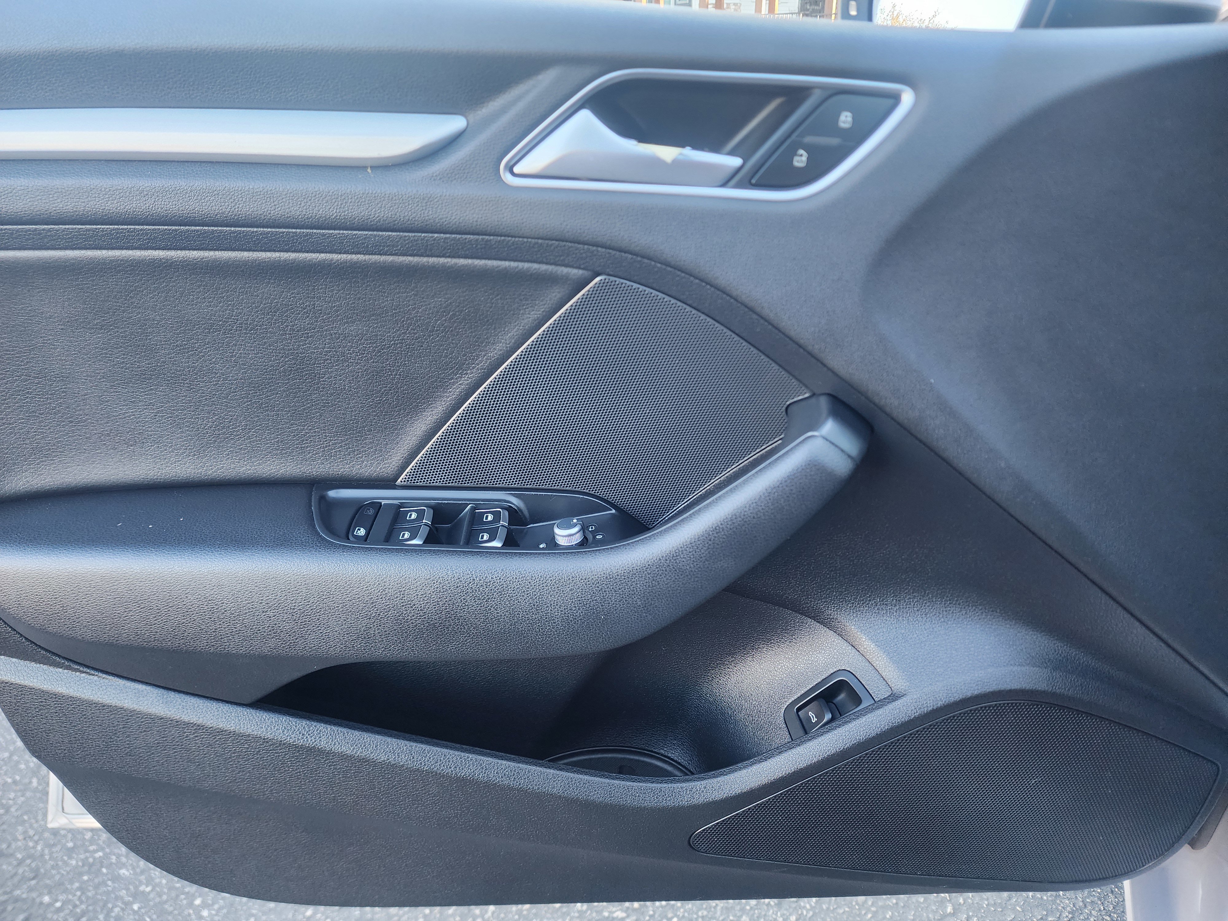 Used 2016 Audi A3 1.8T Premium image 22