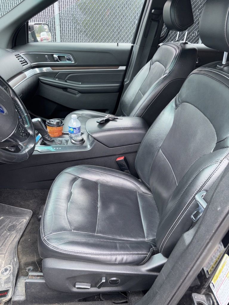 Used 2017 Ford Explorer Limited AWD/4WD image 5