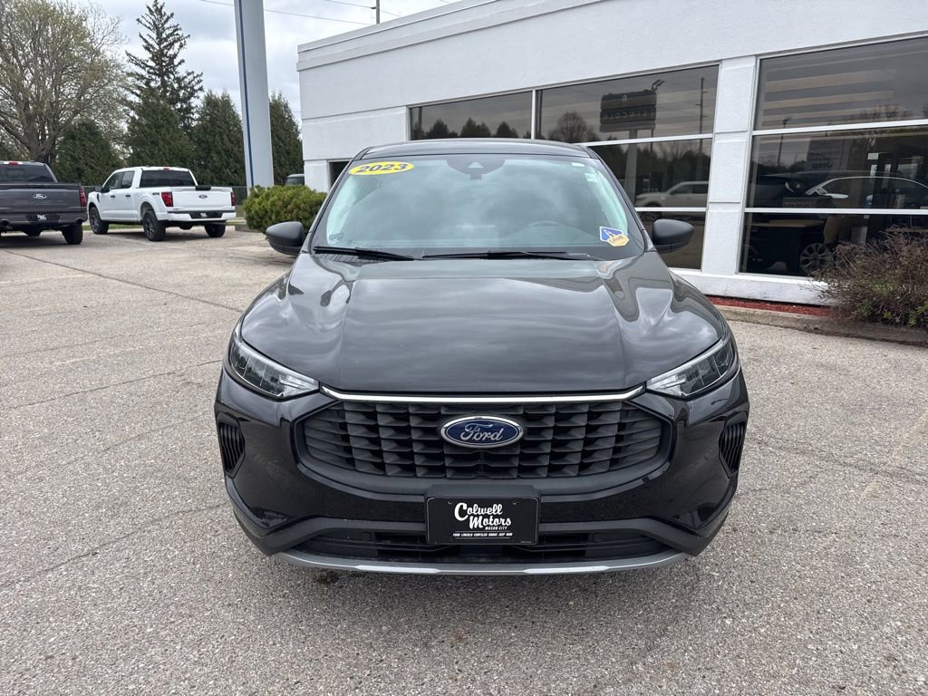 Used 2023 Ford Escape Active AWD/4WD image 5