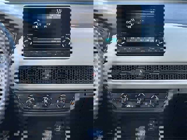 Certified 2025 Honda HR-V LX image 15