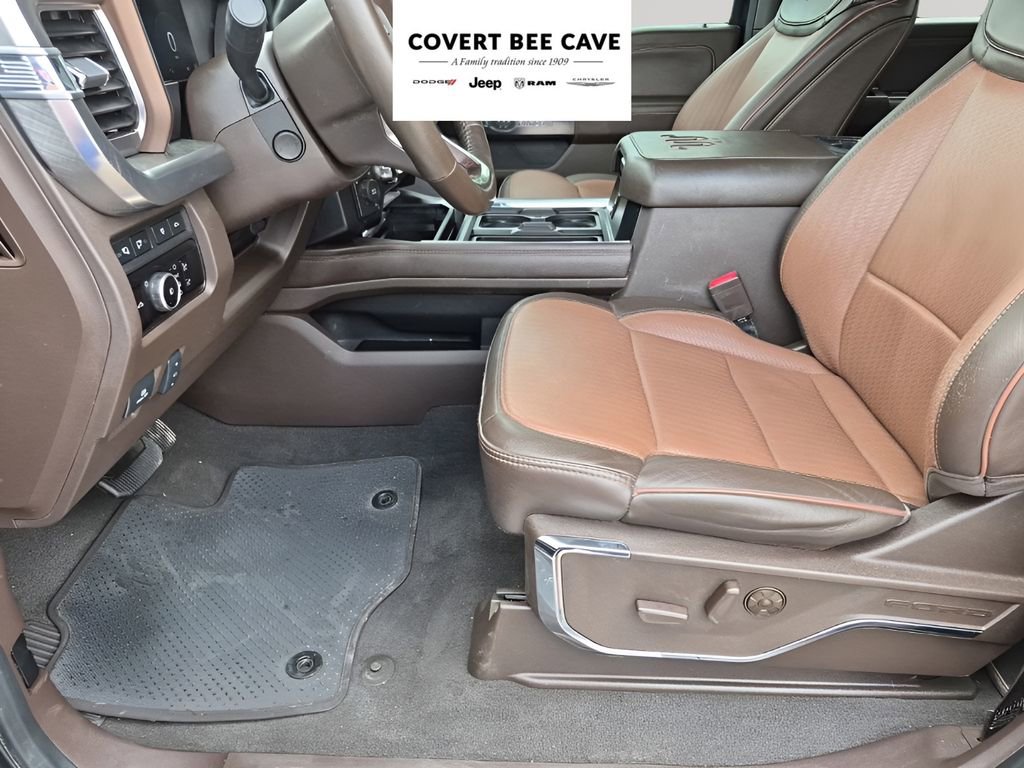 Used 2023 Ford F350 King Ranch w/ Chrome Package image 34