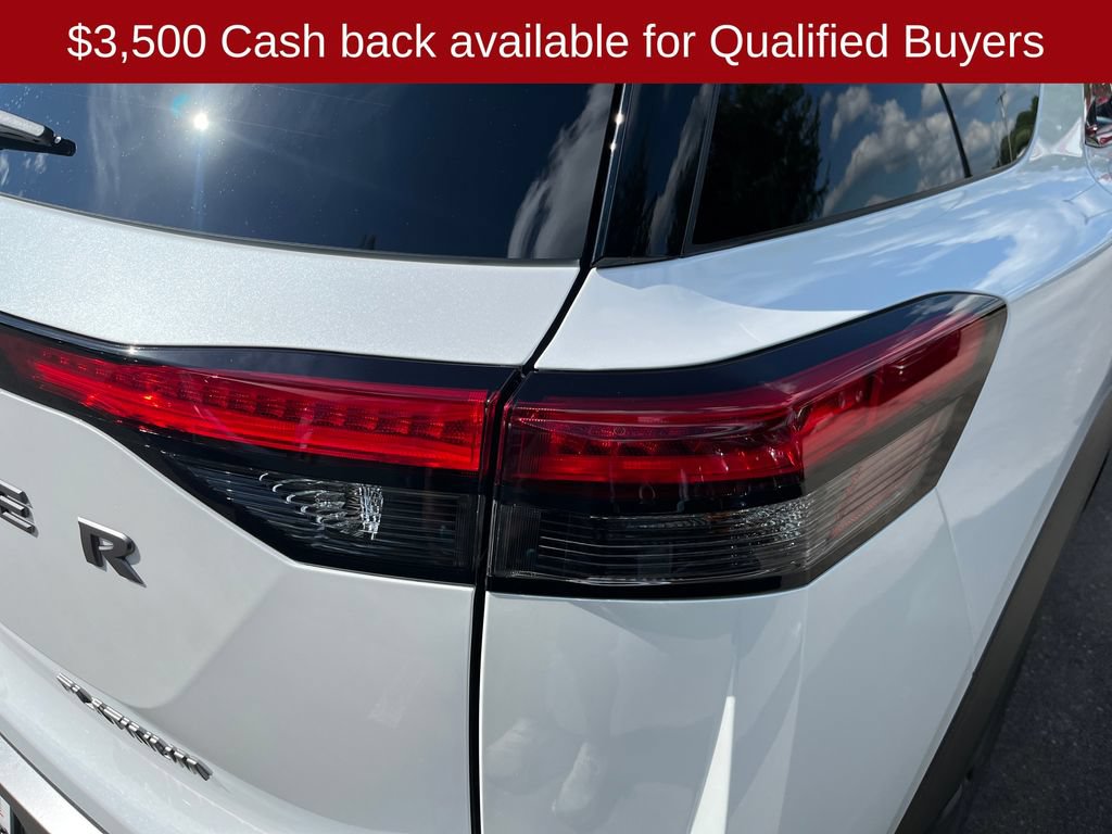 New 2026 Nissan Pathfinder Platinum FWD image 44