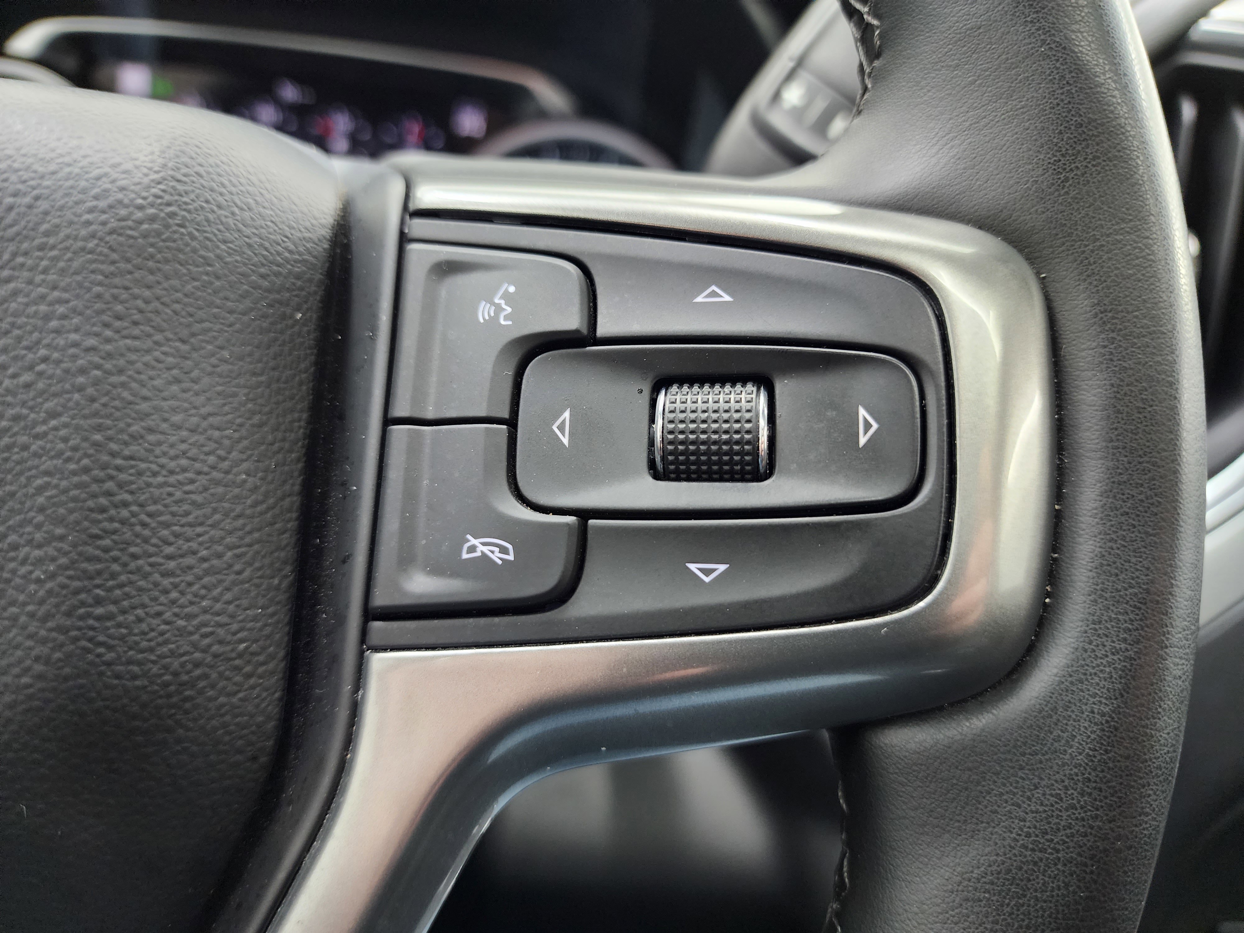 Used 2023 Chevrolet Silverado 2500 LTZ w/ LTZ Plus Package image 18