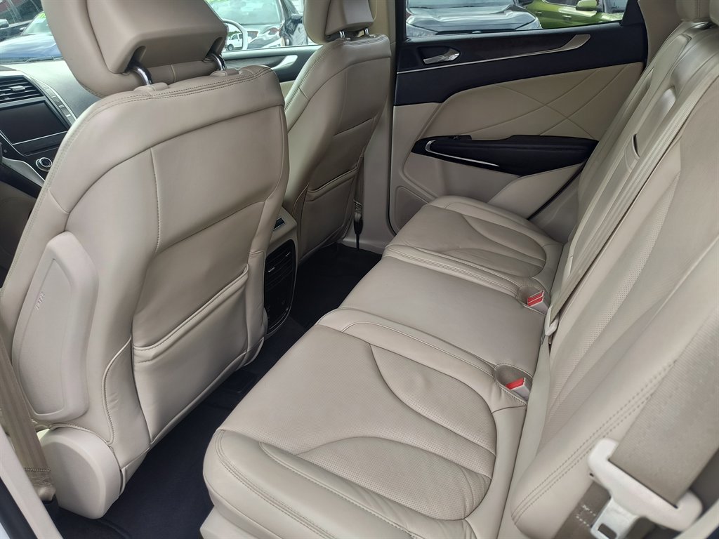 Used 2019 Lincoln MKC Reserve w/ MKC Climate Package image 30