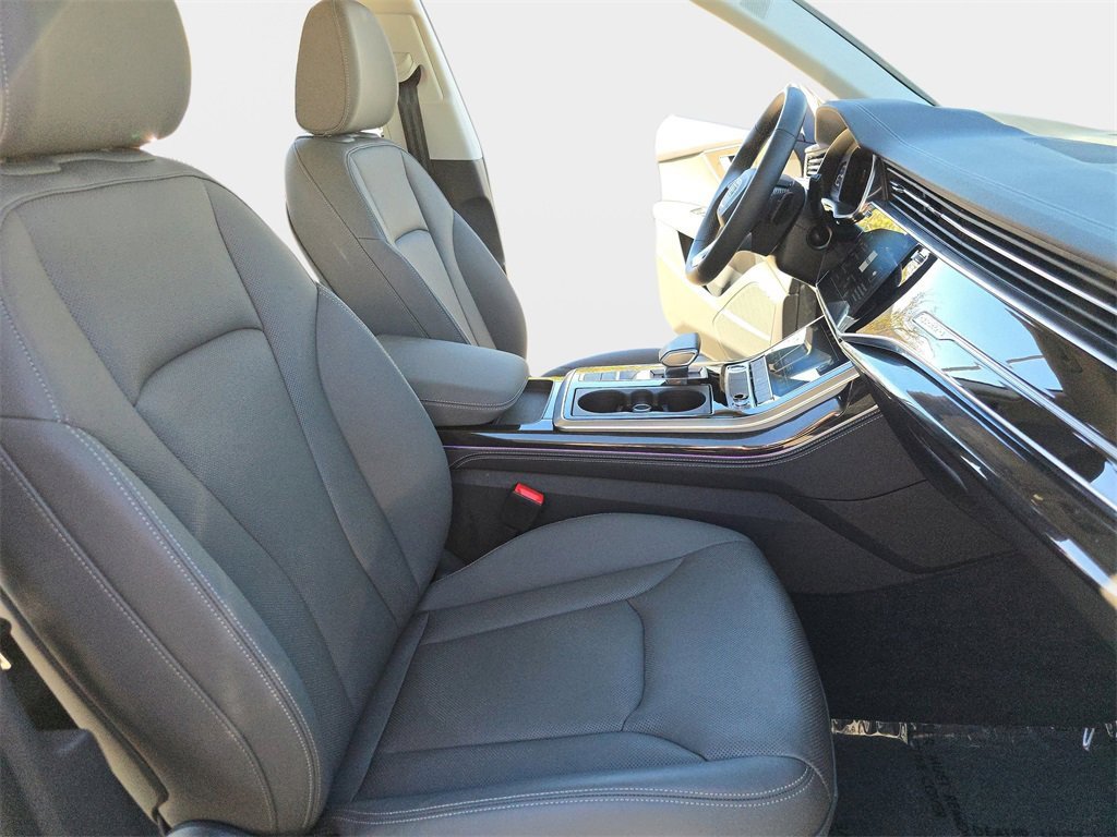Certified 2025 Audi Q8 Premium Plus image 10