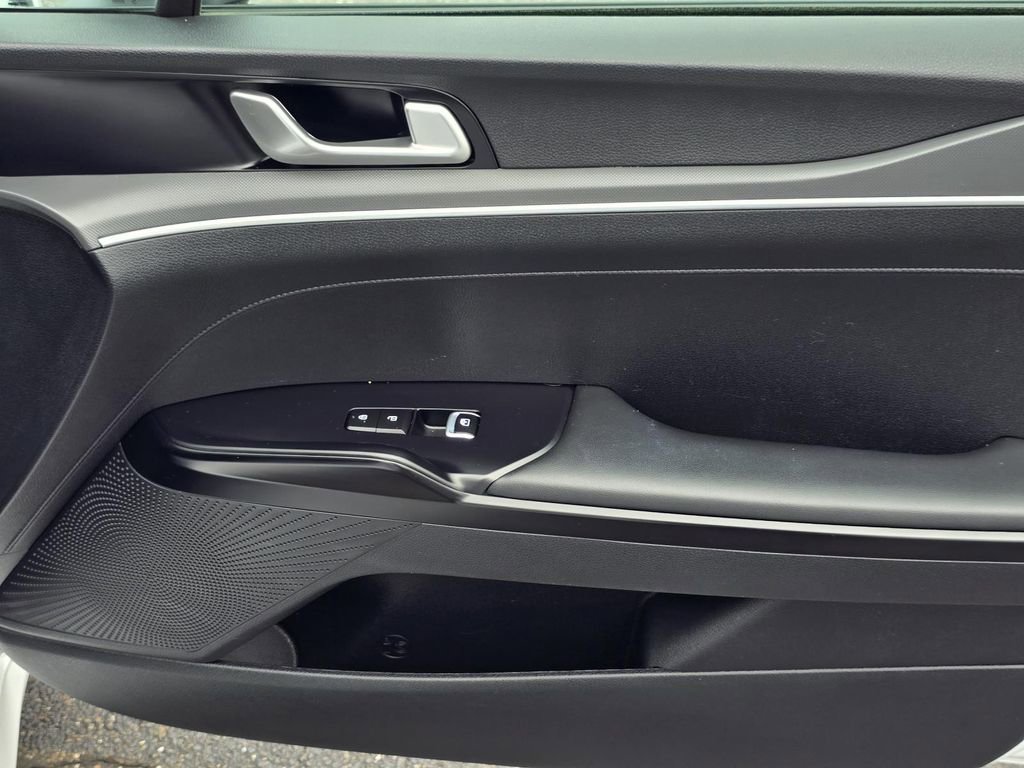 Used 2023 Kia K5 GT-Line w/ GT-Line Premium Package FWD image 30