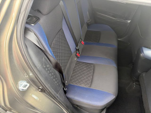 Used 2021 Toyota C-HR XLE FWD image 27