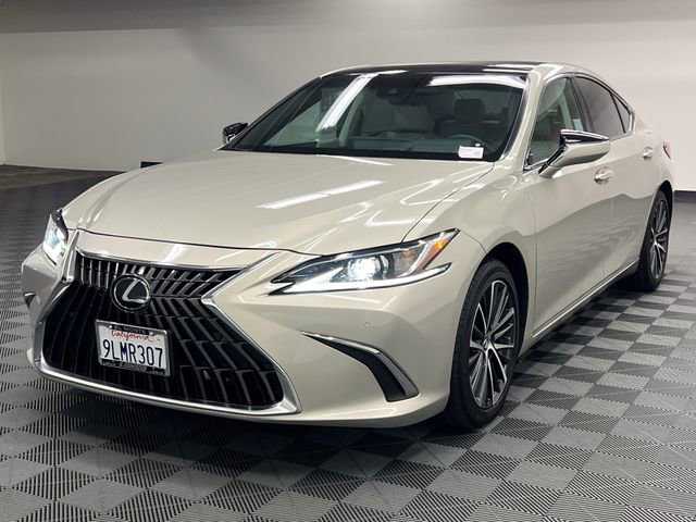Certified 2024 Lexus ES 350 w/ Premium Package FWD image 2
