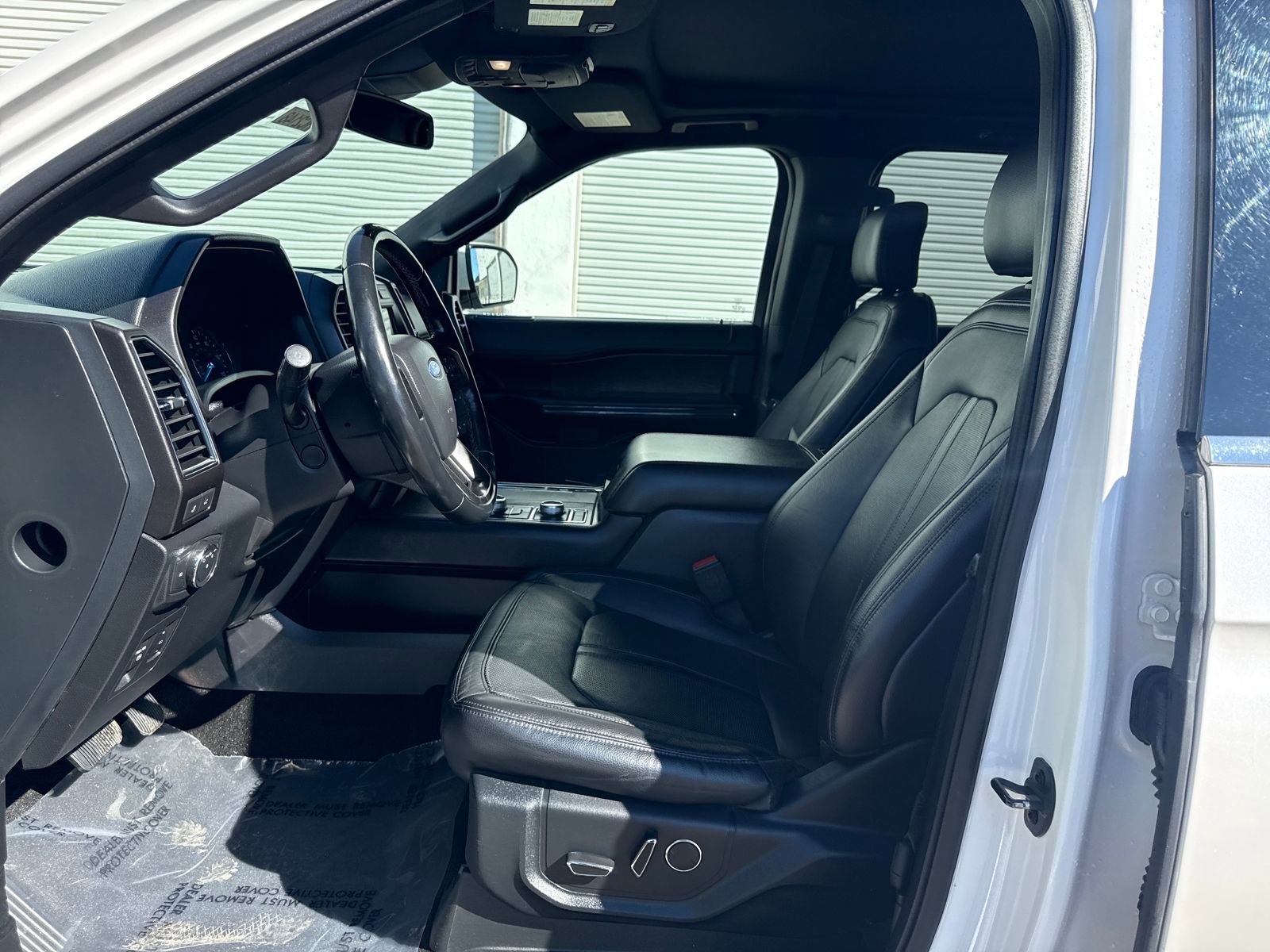 Used 2019 Ford Expedition Limited w/ Equipment Group 302A image 9