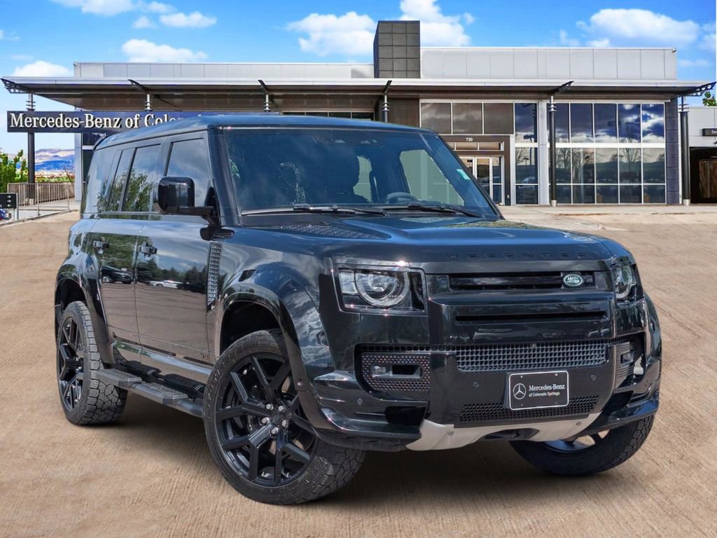 Used 2024 Land Rover Defender 110 V8 AWD/4WD image 1