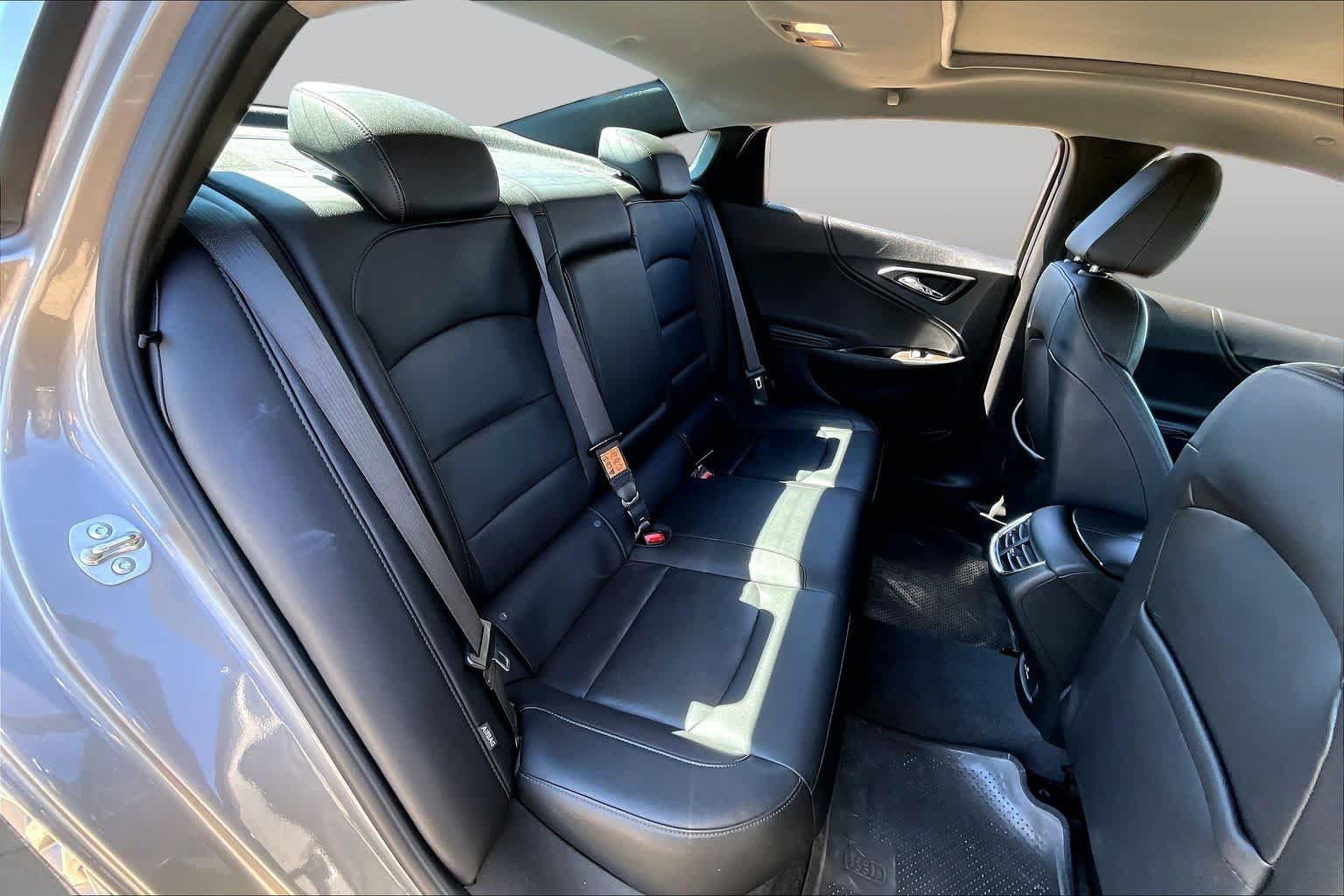 Used 2024 Chevrolet Malibu LT FWD image 20