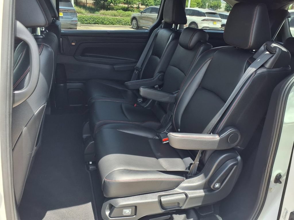 Used 2023 Honda Odyssey Sport image 25