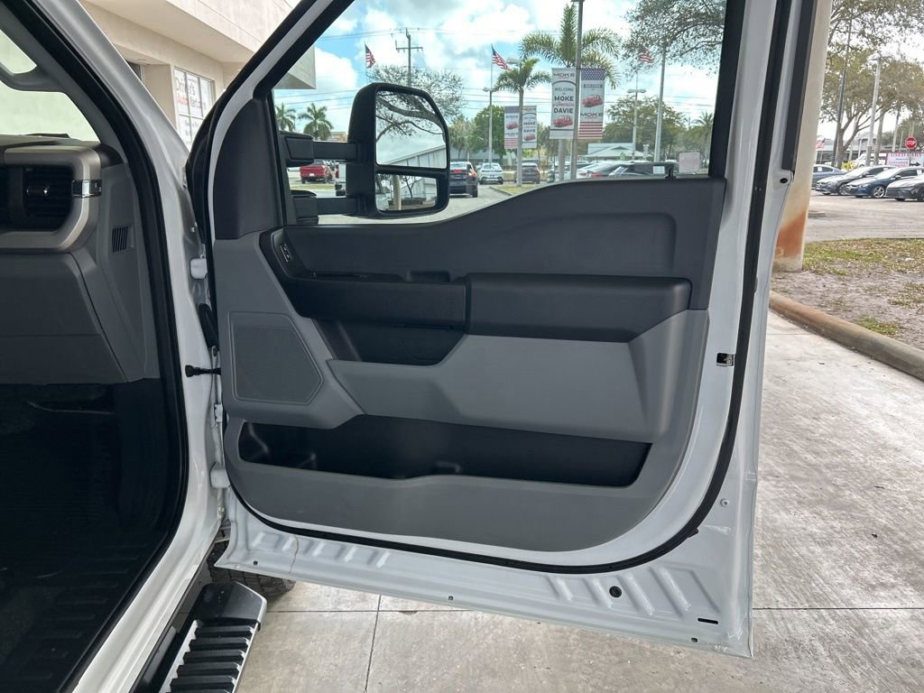Used 2024 Ford F350 XL w/ FX4 Off-Road Package image 27