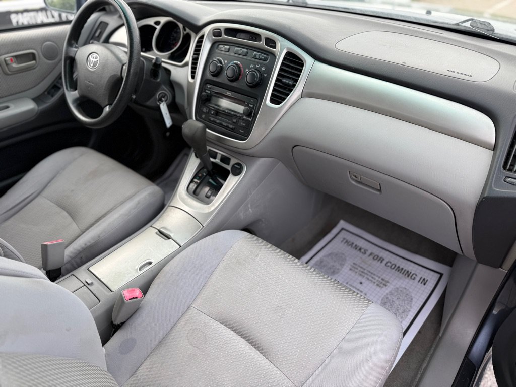 Used 2004 Toyota Highlander 2WD image 12