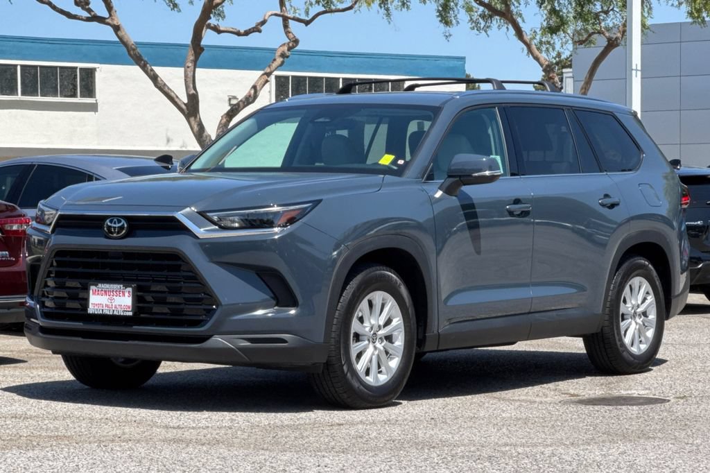 Certified 2025 Toyota Grand Highlander AWD Hybrid image 7