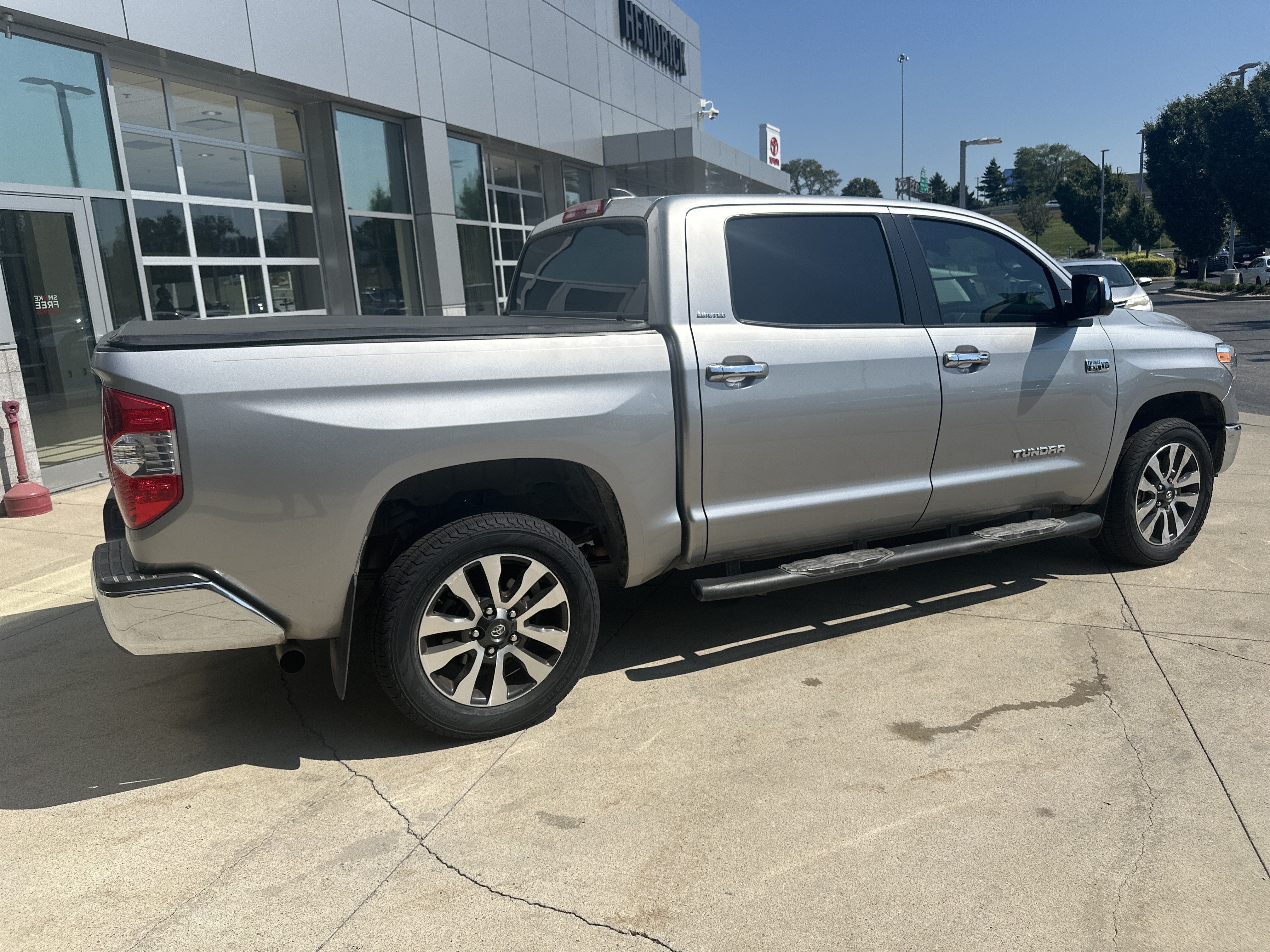 Used 2021 Toyota Tundra Limited AWD/4WD image 6